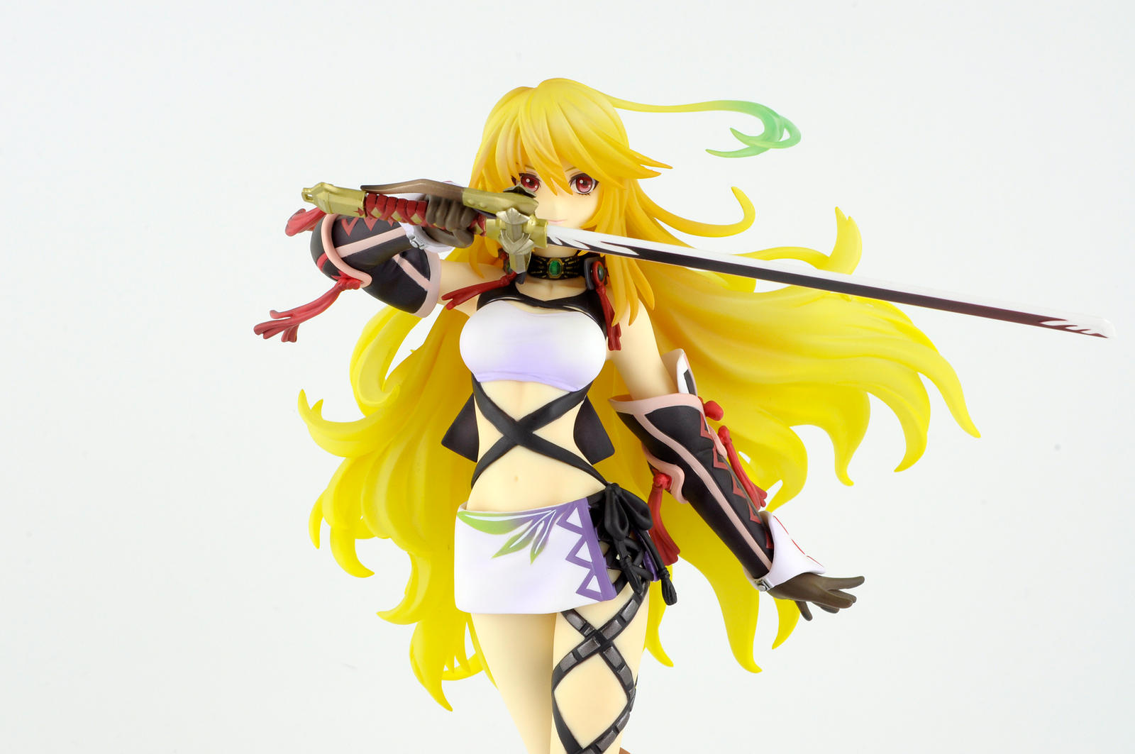 [Obrazek: milla_maxwell___tales_of_xillia___alter_1_8_by_haganenoame-d64wur0.jpg]