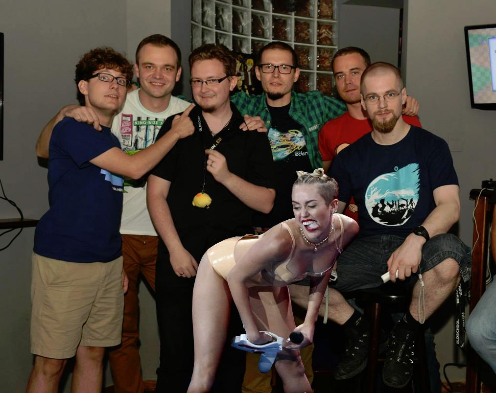 [Obrazek: S6XNkd2.jpg]